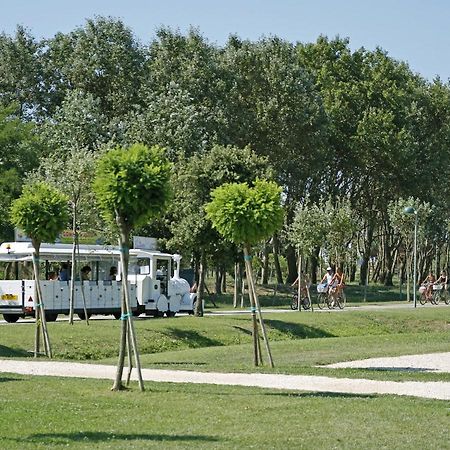Pioppi Lido Altanea Apartment Каорле Екстериор снимка