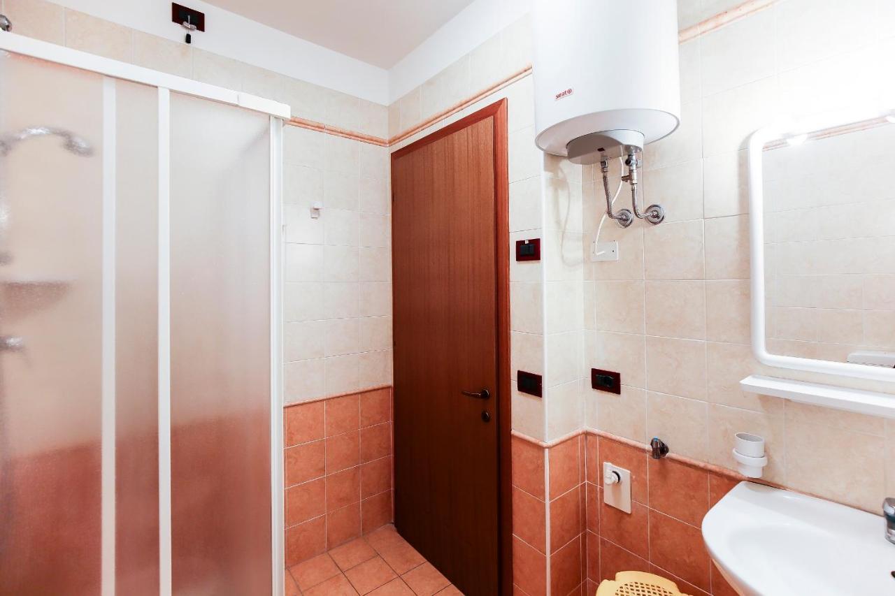 Pioppi Lido Altanea Apartment Каорле Екстериор снимка