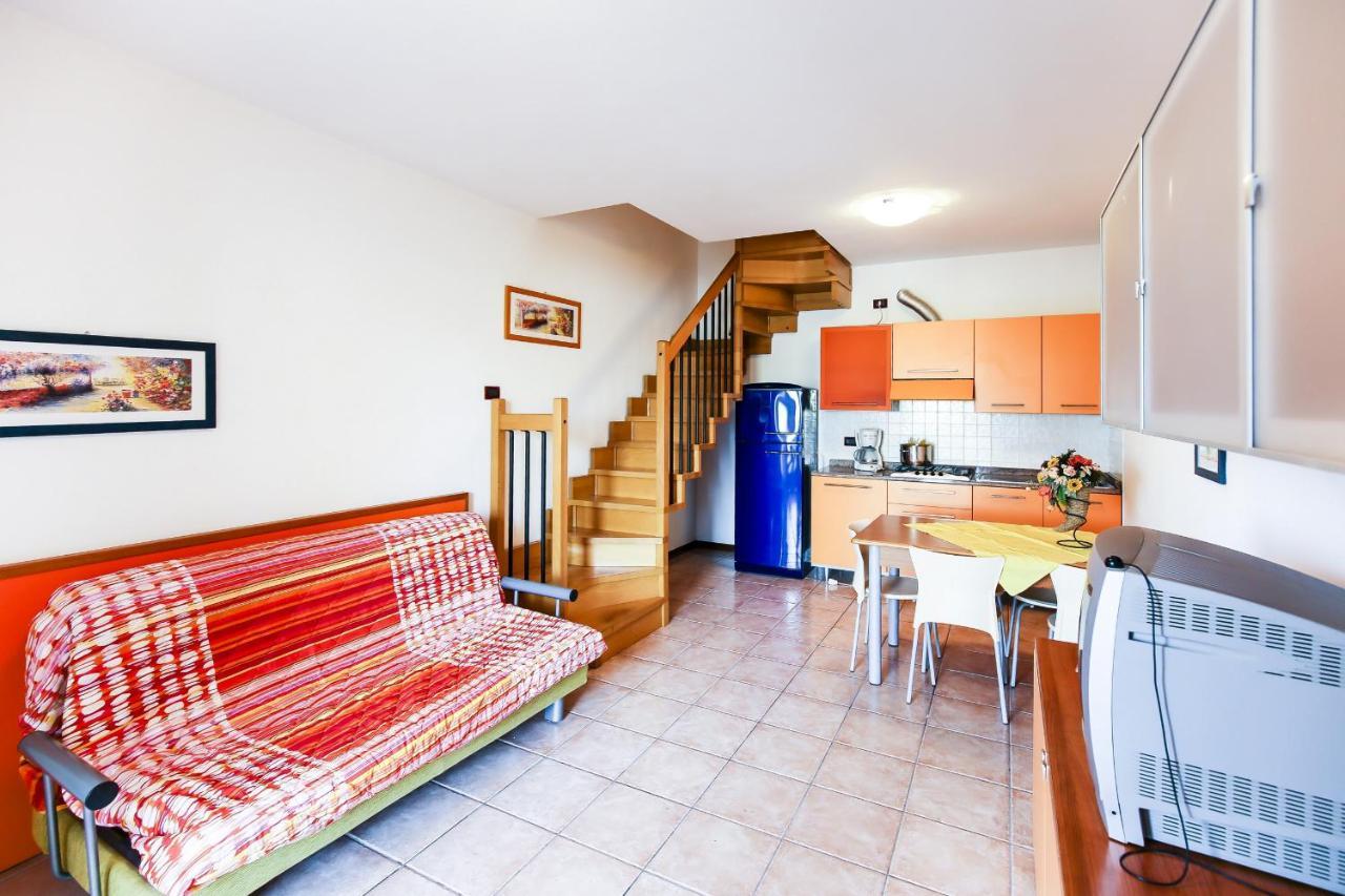 Pioppi Lido Altanea Apartment Каорле Екстериор снимка